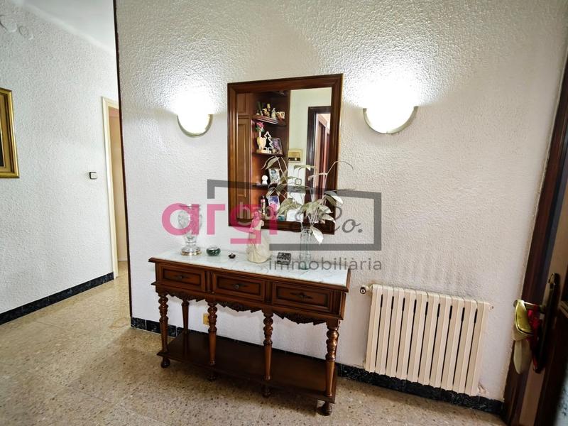 Foto 6143c5e8-5ebe-40c9-a284-a1f7af656cc5. Maison avec parking dans Centre Viladecans