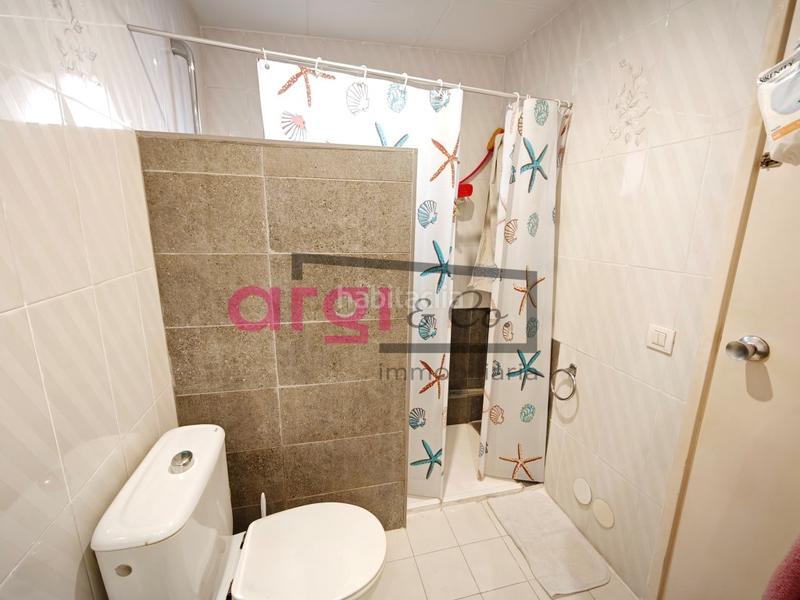 Foto 8c3f5cb9-33ca-4360-a929-140b1dfb3290. Maison avec parking dans Centre Viladecans