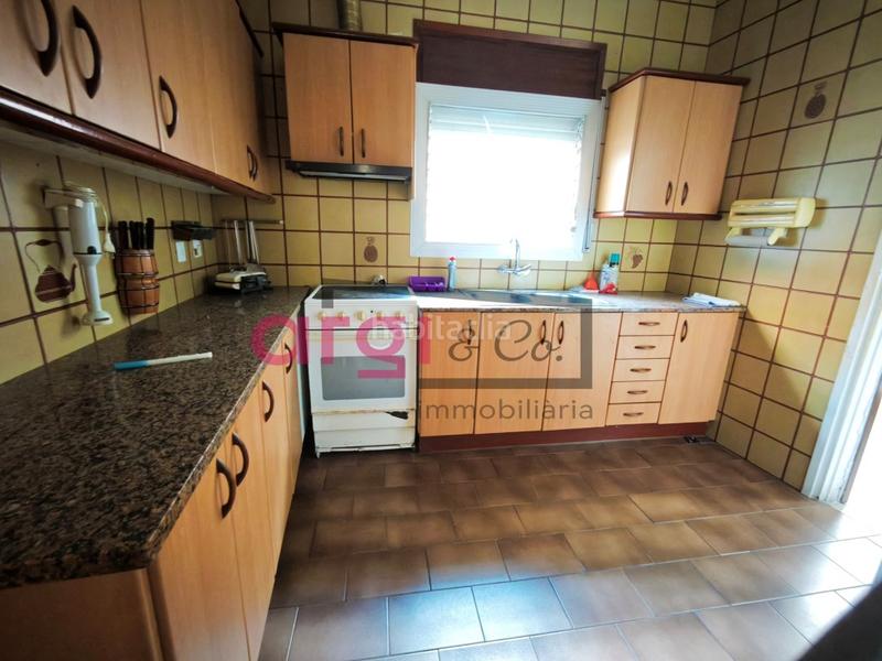 Foto eadf7ccb-689c-4532-b8eb-f4522e9b4afa. Maison avec parking dans Centre Viladecans