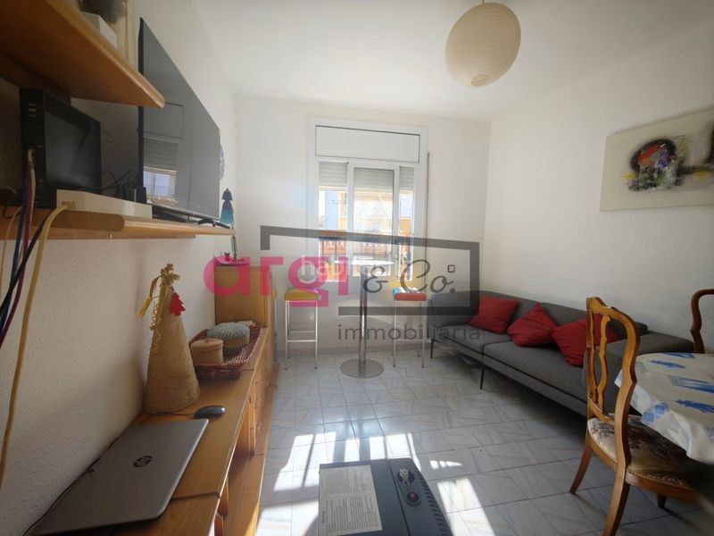 Foto cc0c318a-8714-4197-b8c5-04a16f300b38. Pis a Centre Viladecans