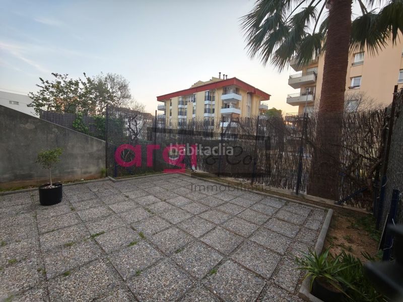 Foto 5e1ccd4b-59d8-4553-a756-3d01f8422c9a. Pis amb aparcament a Els Molins - Pins Vens Sitges