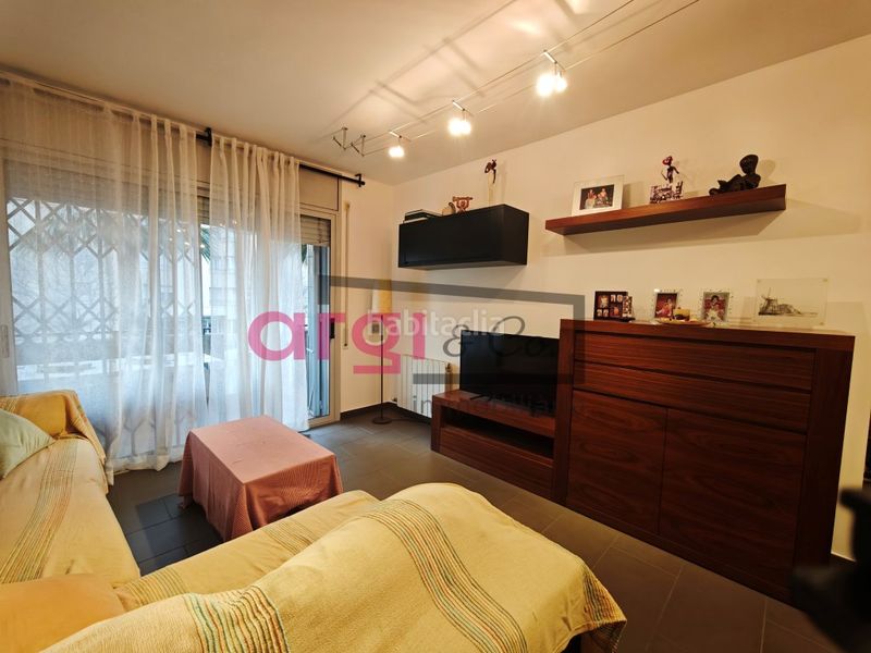 Foto 777f3093-43d0-4c86-9a4e-7824777fea94. Pis amb aparcament a Els Molins - Pins Vens Sitges