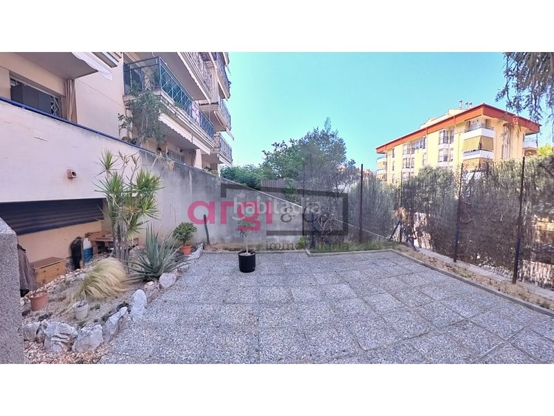 Foto c0779b9f-2d19-469c-b672-5736370ff560. Pis amb aparcament a Els Molins - Pins Vens Sitges