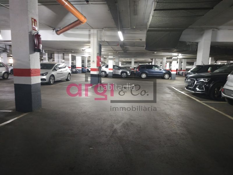 Foto 444b982a-f559-4065-8fb4-5b700ad9dd68. Car parking in Santa Eulàlia Hospitalet de Llobregat (L´)
