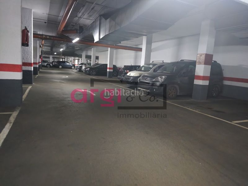 Foto 9ee282d9-aeba-4a89-b3df-f7302bc08cd4. Car parking in Santa Eulàlia Hospitalet de Llobregat (L´)