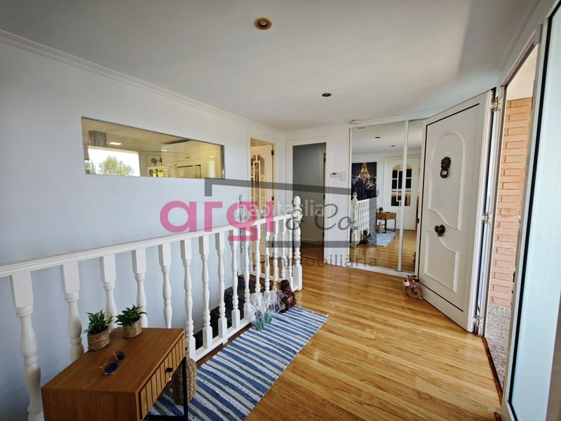 Foto a0641b4b-65e7-4a52-bd61-ce7652157c45. Xalet a Begues