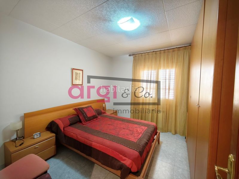 Foto 4a1323f9-0fc4-4652-8ede-13cefe687346. Piso  con terraza en Centre Viladecans
