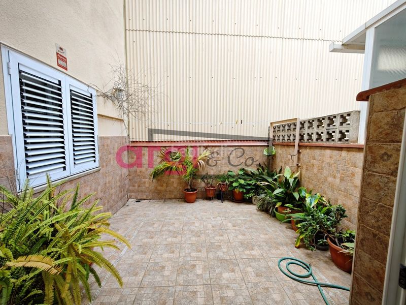 Foto 528867b9-9b55-433e-bba7-a97eaf3621ad. Piso  con terraza en Centre Viladecans