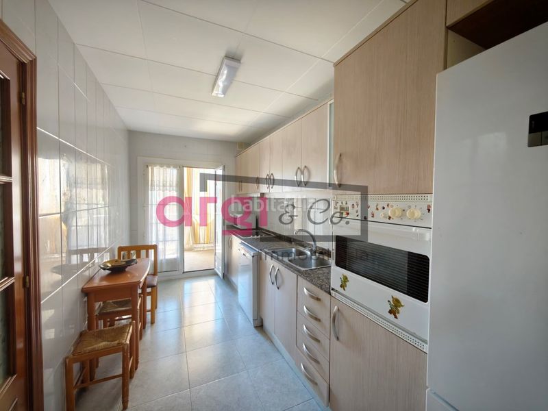 Foto de67a7ed-43e2-4a25-ba78-03cbc880dca0. Piso  con terraza en Centre Viladecans