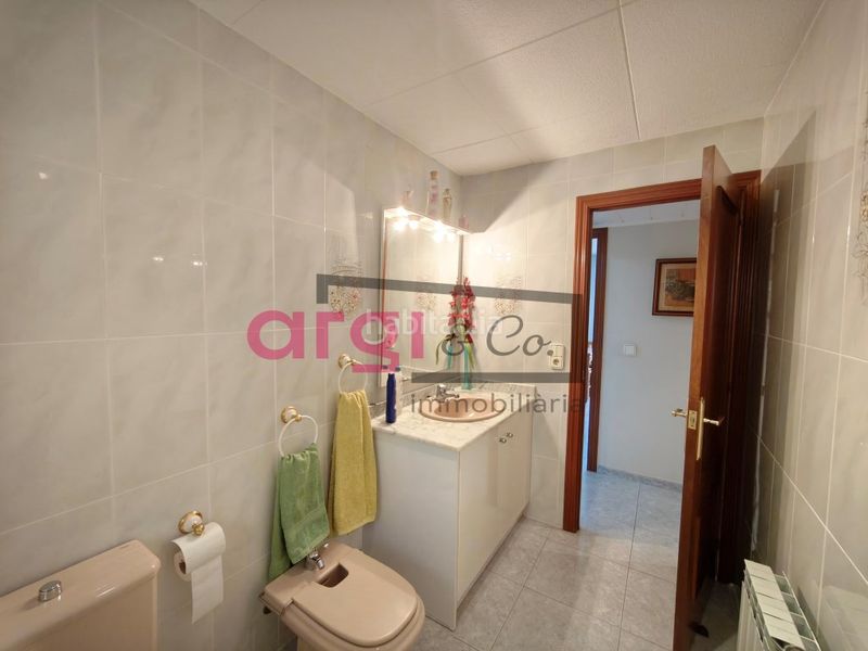 Foto fdec9cc5-1c06-40bb-87bf-9bbf375a24e7. Piso  con terraza en Centre Viladecans