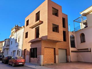 Appartement  Del carme. Estructura de 2 pisos  planta baja  2 trasteros en venta en alma