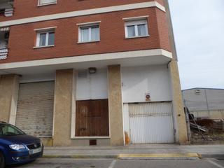 Aparcament cotxe a De jaume i 9. Parking en venta en mollerussa.