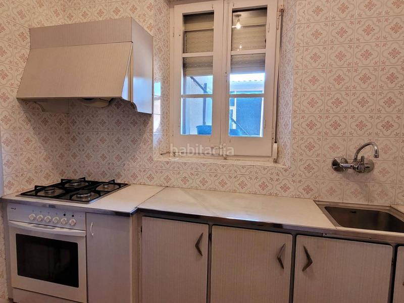 Foto 7ce0633e-4461-4b0f-a7db-aff62a673295. Casa a schiera con riscaldamento parcheggio in Poal (El)