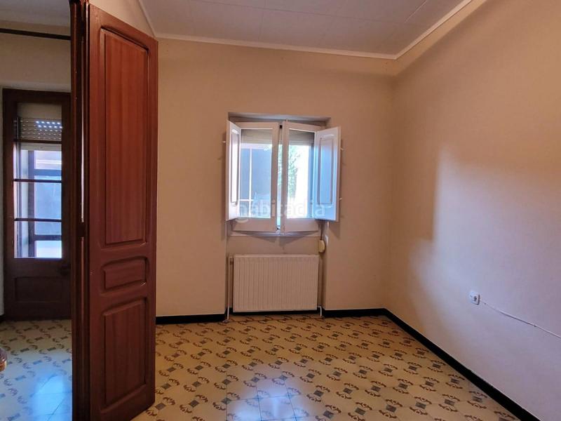 Foto d4ee2a19-b2d1-46cf-9912-dfb9b06a217c. Casa a schiera con riscaldamento parcheggio in Poal (El)