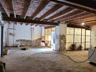 Casa adossada  Sant antoni. Casa a reformar en venta en el palau danglesola.