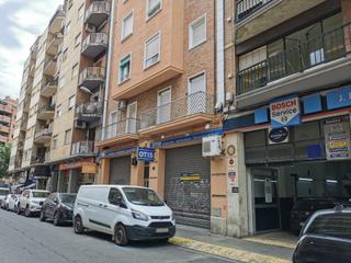 Lloguer Local Comercial a Ramon llull 5. Local comercial en alquiler y venta en lleida.