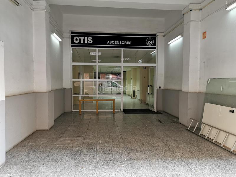 Foto b5baf5d2-940e-4f0b-9bee-e23f6c1c521f. Location local commercial dans ramon llull 5 dans Príncep de Viana-Clot-Xalets Humbert Torres Lleida