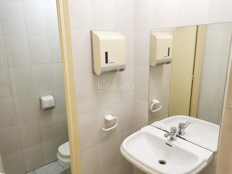 Foto d34a59de-f33f-41e7-b841-fce44e06a11a. Location local commercial dans ramon llull 5 dans Príncep de Viana-Clot-Xalets Humbert Torres Lleida