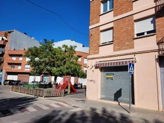 Rent Business premise  Del canal. Local en alquiler en mollerussa.