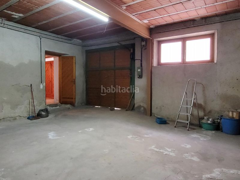 Foto b5dc566d-00d1-4c17-bb6b-47927f80c408. Casa adossada a Arbeca