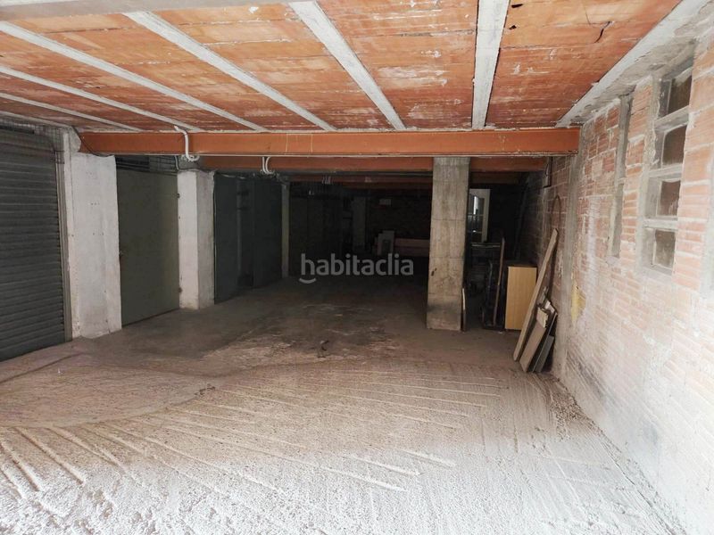 Foto 1567e7b9-aabe-45c7-ab6d-0b9f163a57dd. Aparcament cotxe a Mollerussa