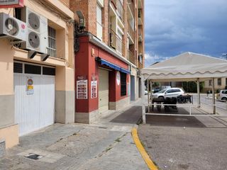 Parking coche  De miralcamp. Local  almacén de 18 m en planta sótano