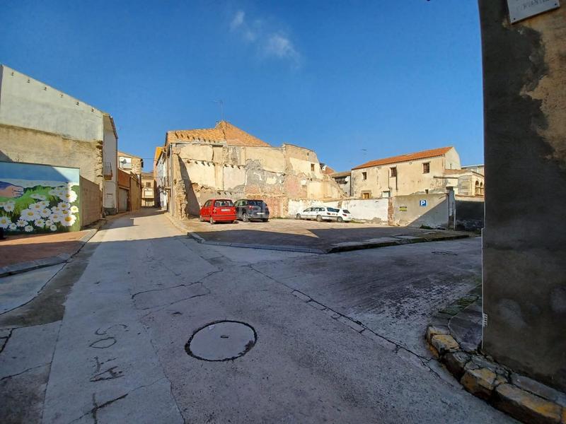 Foto 8eb8b9ea-384d-4a94-96a0-d523d8979d07. Terreno residencial en cervantes 13 terreno residencial en venta . en Linyola
