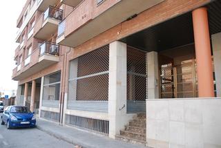 Local Comercial a Joan maragall 2. Local comercial en venta, en mollerussa.