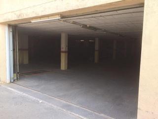 Aparcament cotxe a Del palau 13. Parking en venta en mollerussa.