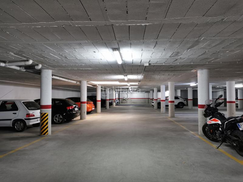 Foto f328742a-a856-4030-86eb-c0c76334c859. Posto auto in dels dardanels 21 in Mollerussa