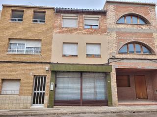 Casa adossada  General prim. Casa para entrar a vivir en venta en bellvís!