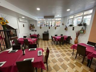 Geschäftsraum in Casco Antiguo. Local comercial barrestaurante en el centro