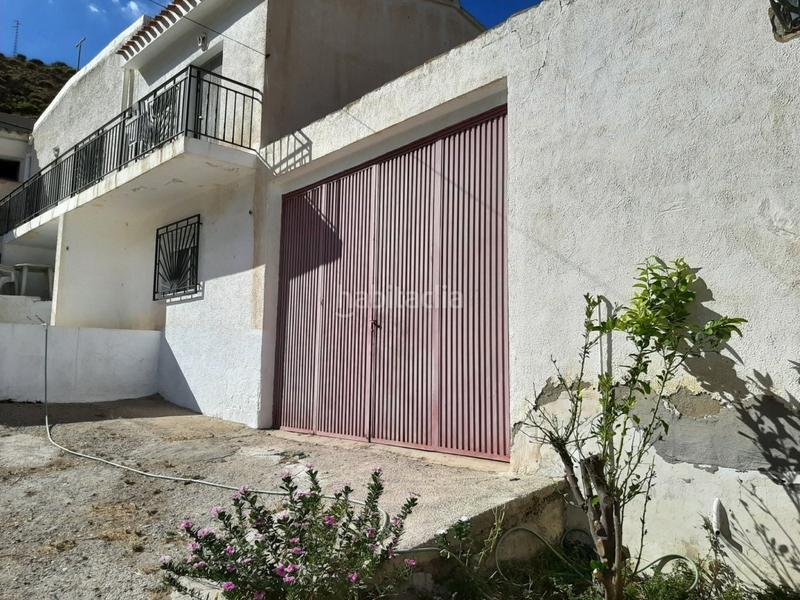 Foto a216f484-2364-47cd-9c04-f2bb9f4985a0. Casa amb calefacció aparcament a Bédar