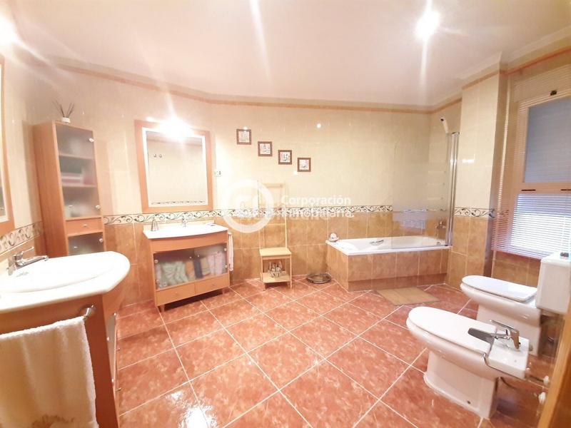 Foto 3740c44a-0e1a-4d58-8635-6ae28bc69467. Duplex con riscaldamento parcheggio in La Viña Lorca