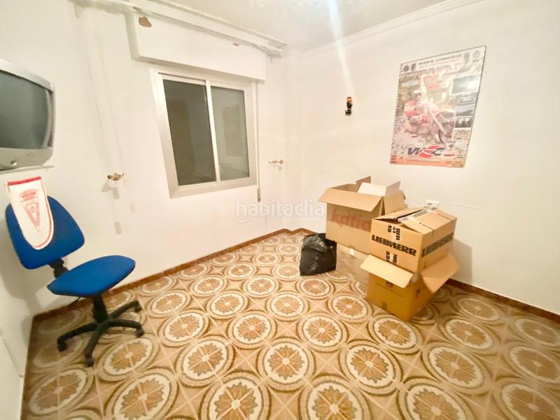 Foto b0299115-182e-4416-842f-030f716469ca. Edifici a Puerto Lumbreras