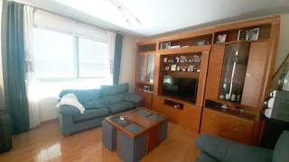 Dúplex a Puerto Lumbreras. Dúplex con cuatro dormitorios y grandes dimensiones en puerto lu