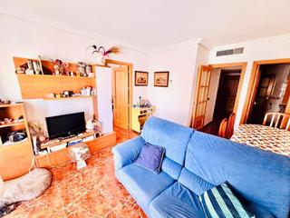 Pis a Casco Antiguo. Piso de 3 dormitorios, plaza de garaje y 2 trasteros en zona de