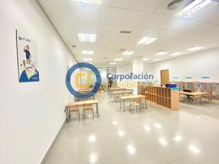 Geschäftsraum in San Mateo. Local comercial céntrico