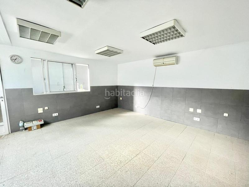 Foto f82fceef-21f3-44ff-88ee-7293e77a9f8f. Fabrikhalle in Puerto Lumbreras