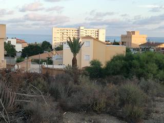 Terreny residencial a Águilas. Parcela en calarreona con vistas al mar