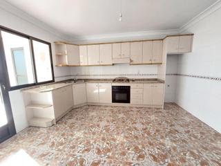 Casa a Puerto Lumbreras. Casa con cuatro dormitorios en puerto lumbreras