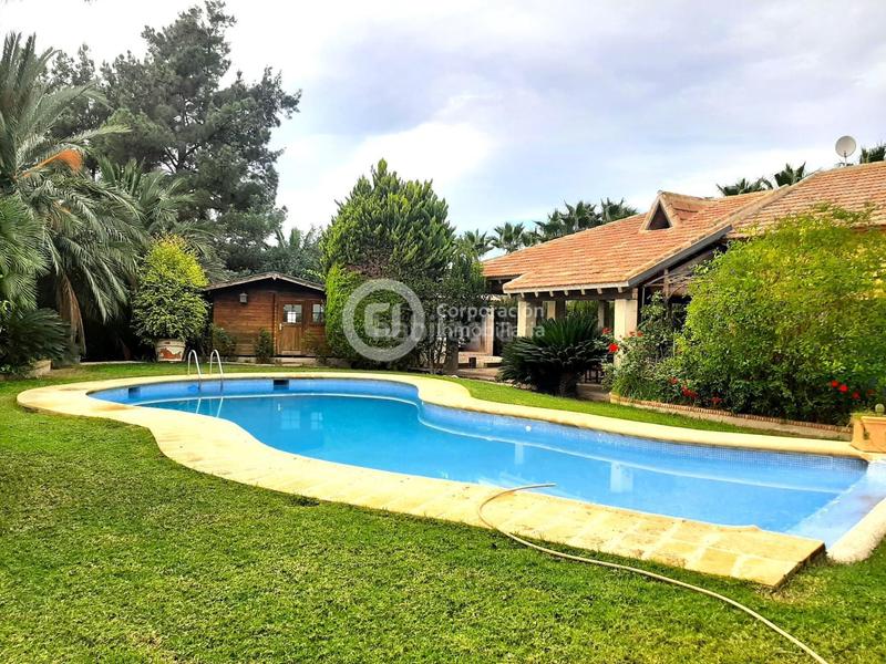 Foto 944f9b60-1f2b-4c90-bf60-1aa0bab47146. Xalet amb aparcament piscina a Cazalla Lorca