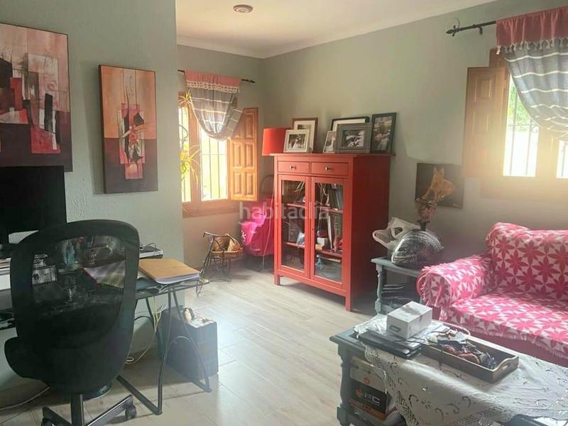 Foto bb32cd3e-70a1-4be5-ab25-2daad78bba1c. Chalet  de 4 dormitorios con piscina privada en todosol en Águilas