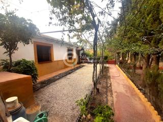 Masia a Puerto Lumbreras. Casa de campo con piscina y terreno en el esparragal