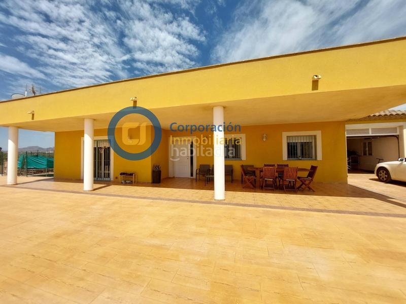 Foto 5354505e-f3e4-48e6-9222-ce4980bbf182. Chalet avec chauffage parking piscine dans La Hoya Lorca