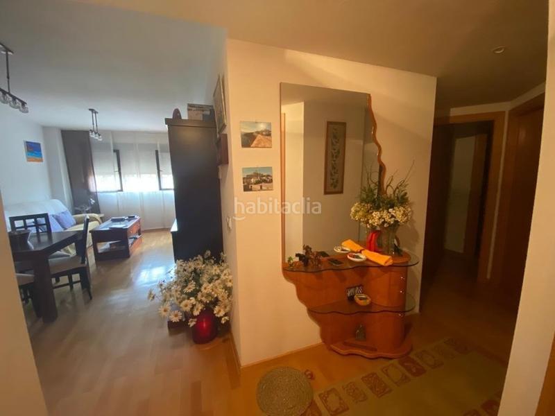 Foto e0c068b7-ed7d-4c3f-a577-7042e3990386. Piccolo appartamento con riscaldamento parcheggio in Águilas