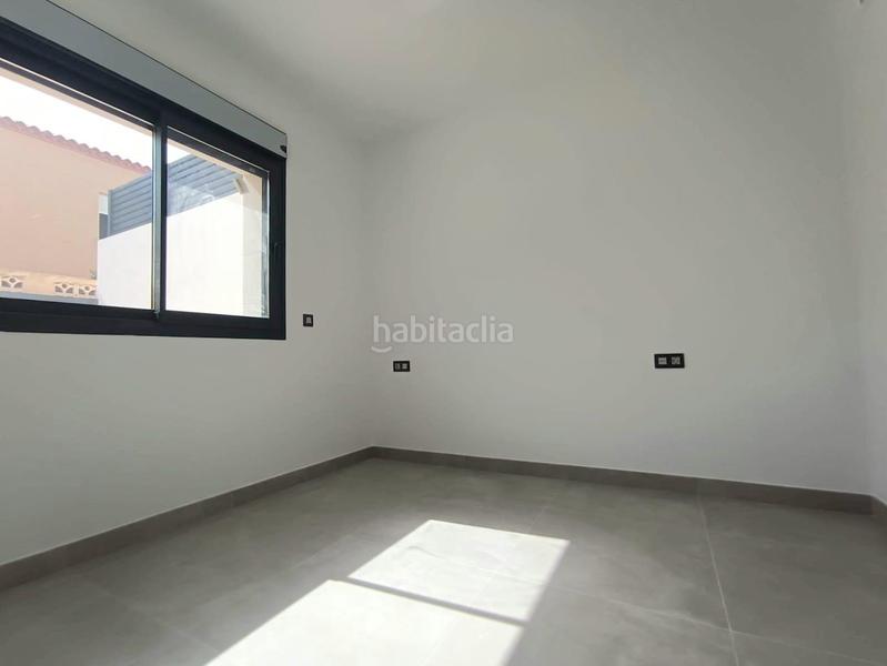 Foto e2f07827-d7a1-4f1d-9a6e-2063f0f0cd62. Zweistöckige wohnung mit parking in Calabardina Águilas