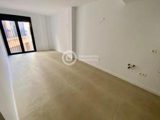 Apartament a San Mateo. Apartamento de un dormitorio con garaje opcional en el centro de