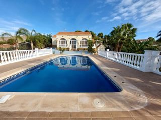 Mas à Tébar - Los Arejos. Casa rural, con piscina privada y jardines, en águilas