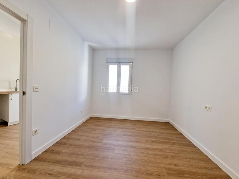 Foto 7b6d0c9a-eda0-44a5-b1eb-dd39bb5bc104. Pis a Casco Antiguo Águilas